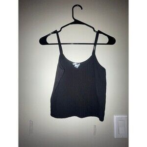 V cut ribbed tank M